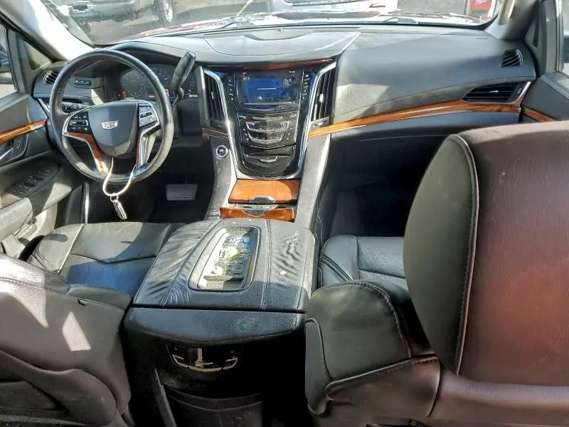 2015 CADILLAC ESCALADE LUXURY  