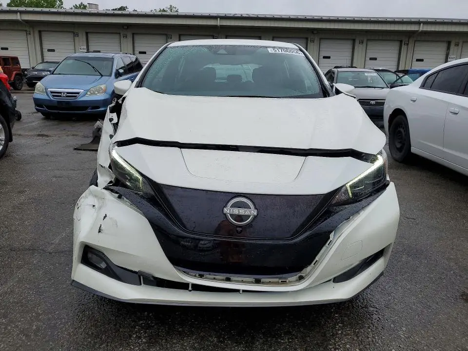 2024 NISSAN LEAF SV PLUS  