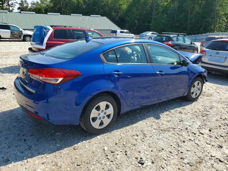 2017 KIA FORTE LX  