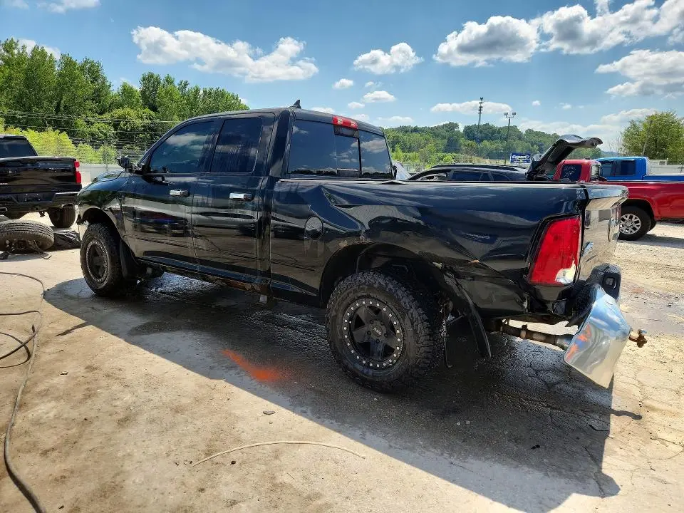 2015 RAM 1500 SLT  