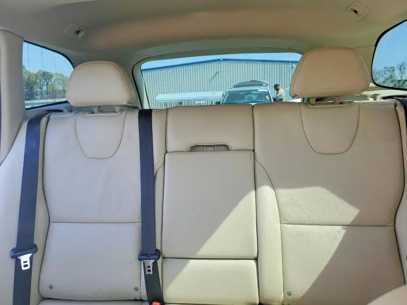 2014 VOLVO XC60 3.2  