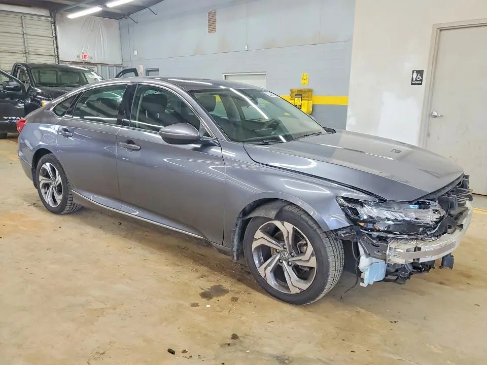 2018 HONDA ACCORD EX  