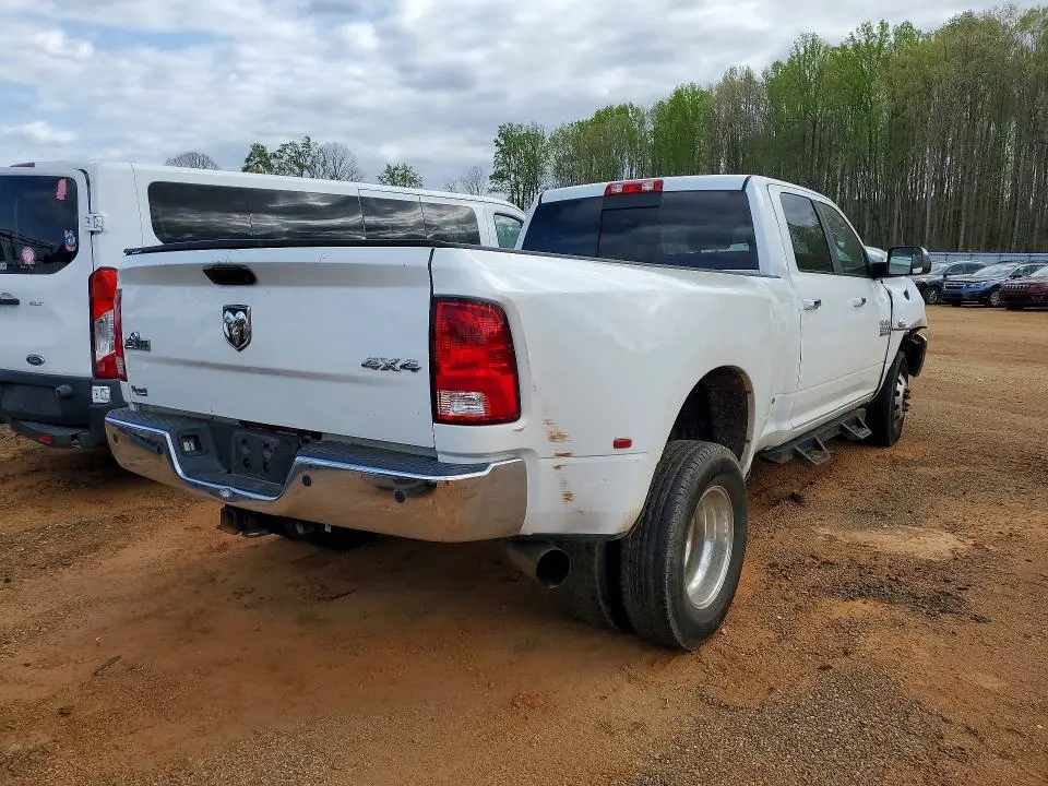 2017 RAM 3500 SLT  