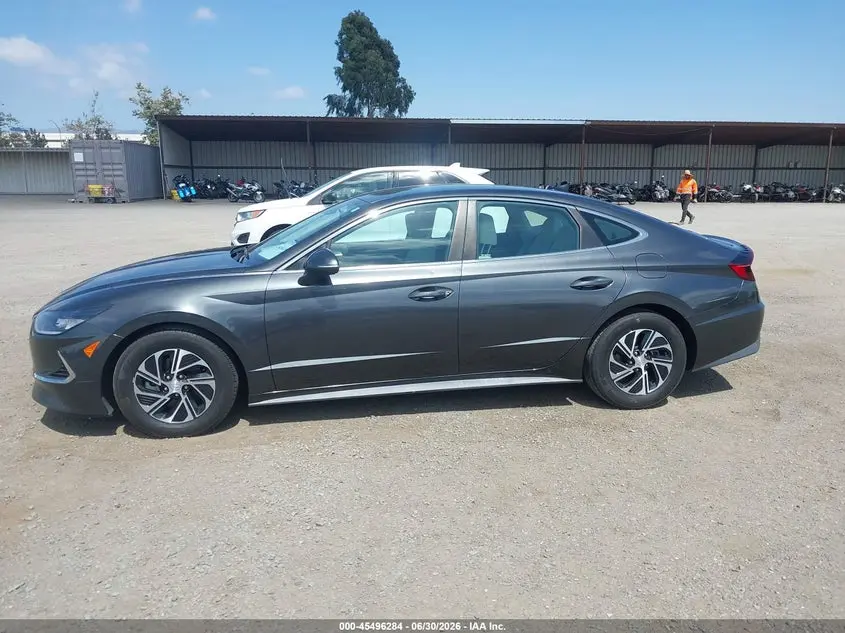 2021 HYUNDAI SONATA BLUE