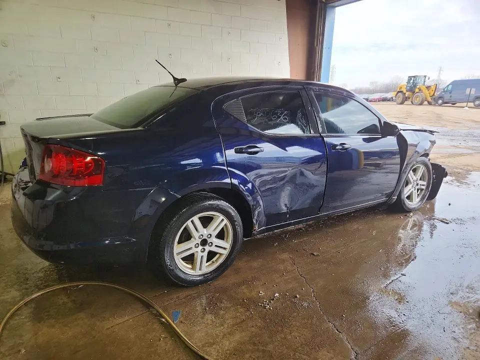 2012 DODGE AVENGER SXT  