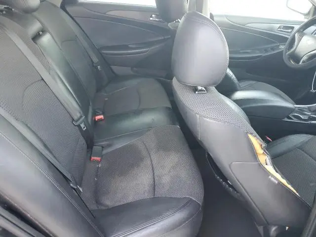 2011 HYUNDAI SONATA SE