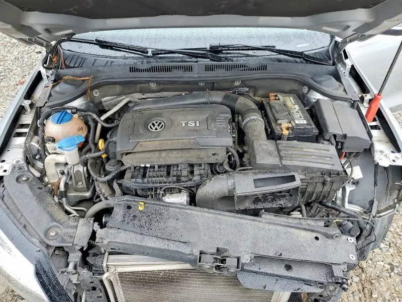2016 VOLKSWAGEN JETTA SEL  