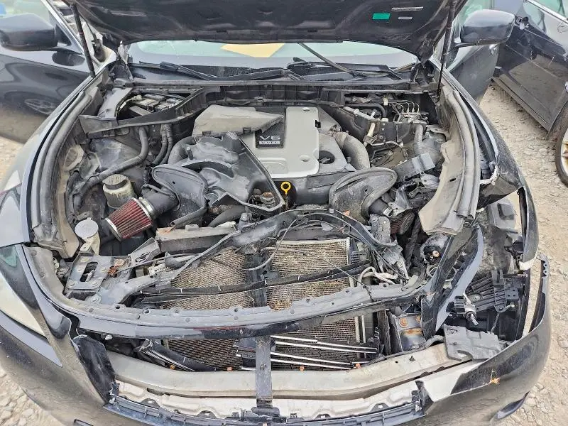 2013 INFINITI M37 X  