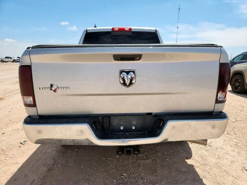 2017 RAM 1500 SLT  
