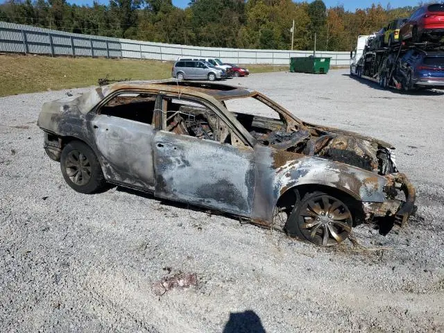 2016 CHRYSLER 300 LIMITED  