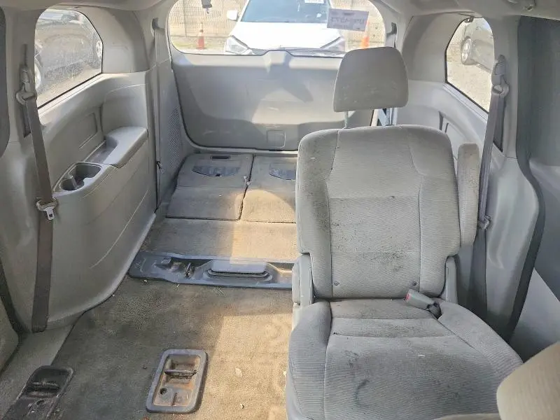 2012 HONDA ODYSSEY LX  