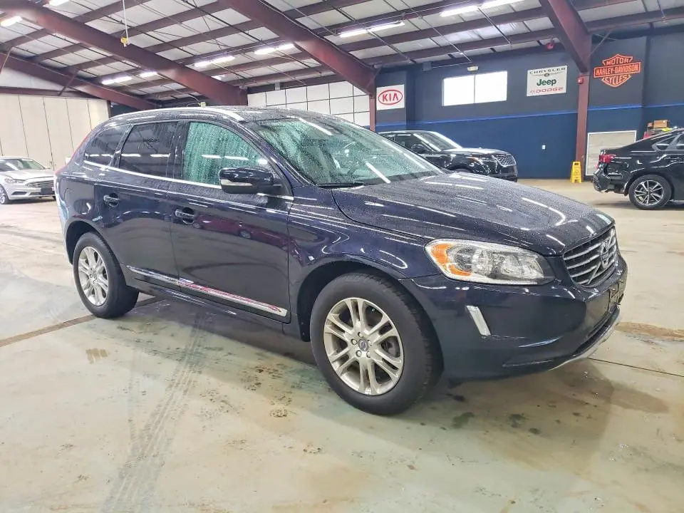 2016 VOLVO XC60 T5 PREMIER  