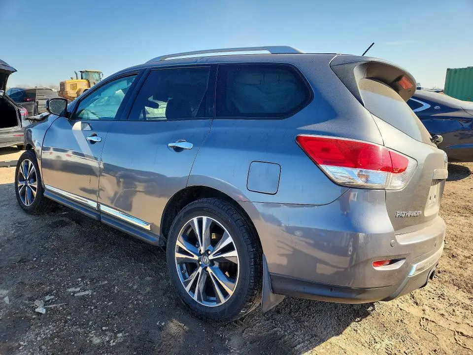 2015 NISSAN PATHFINDER SL  