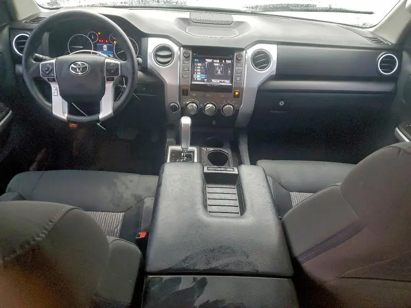 2015 TOYOTA TUNDRA CREWMAX SR5  
