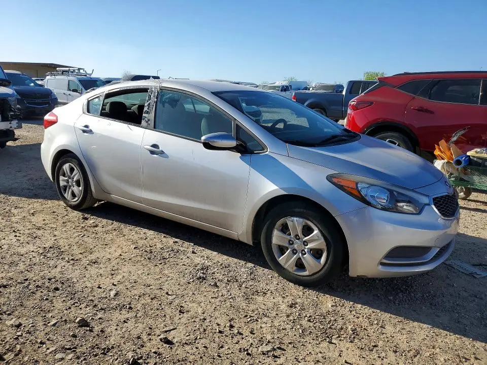 2016 KIA FORTE LX  