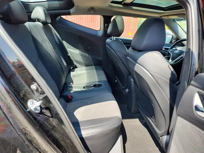 2013 HYUNDAI VELOSTER BASE  