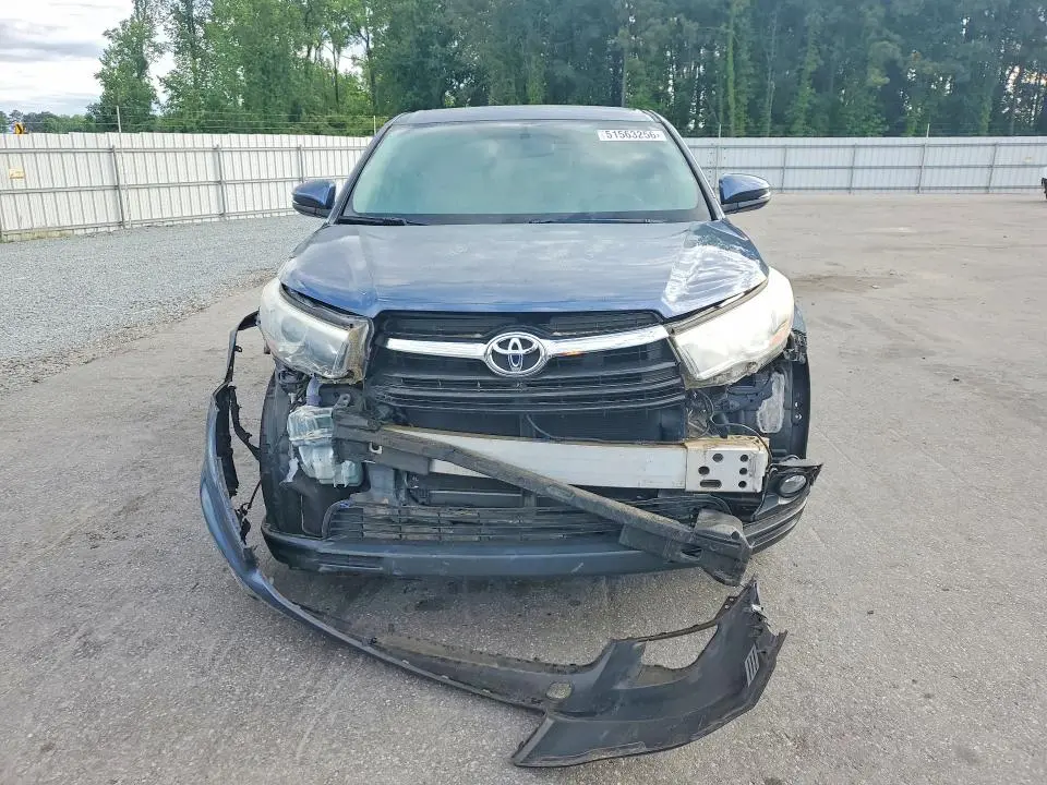 2015 TOYOTA HIGHLANDER LE PLUS  