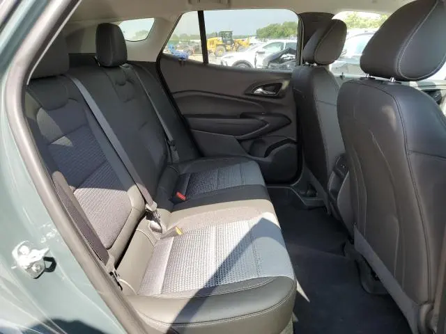2025 CHEVROLET TRAX 1LT  