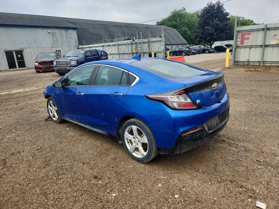 2017 CHEVROLET VOLT LT  