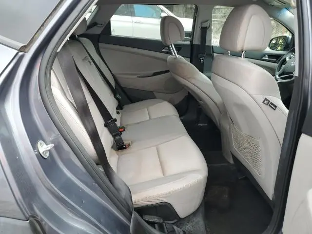 2018 HYUNDAI TUCSON SEL  