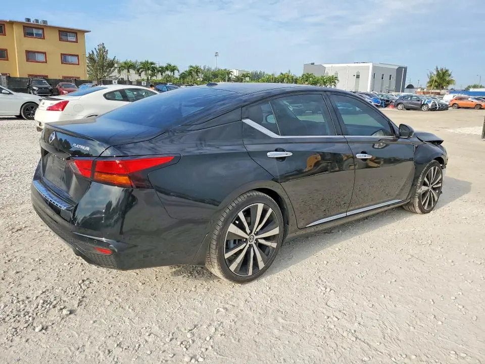 2019 NISSAN ALTIMA PLATINUM  