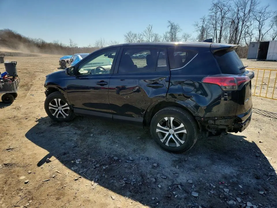 2018 TOYOTA RAV4 LE  