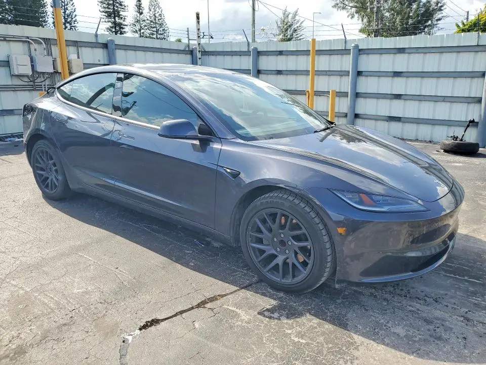 2024 TESLA MODEL 3   