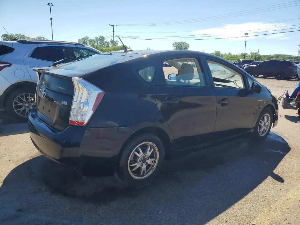 2010 TOYOTA PRIUS II  