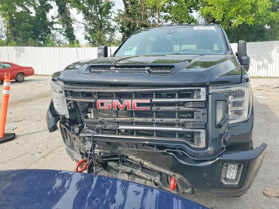 2020 GMC SIERRA K2500 AT4  