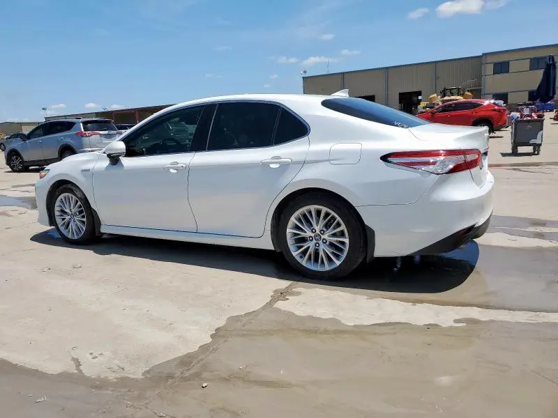 2019 TOYOTA CAMRY HYBRID  