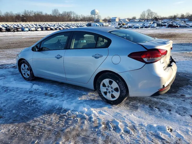 2017 KIA FORTE LX  