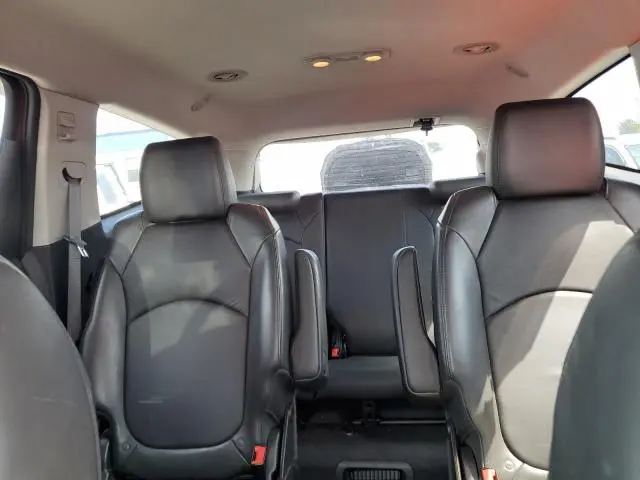 2012 CHEVROLET TRAVERSE LT  