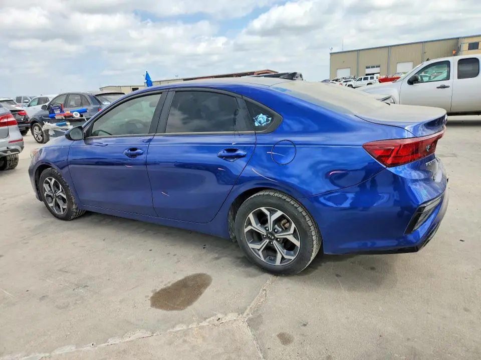 2021 KIA FORTE LXS  