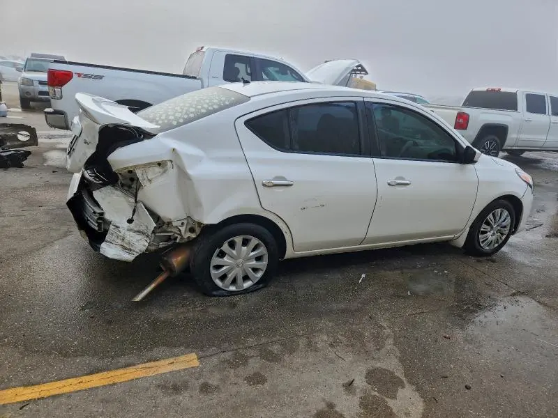 2017 NISSAN VERSA S  