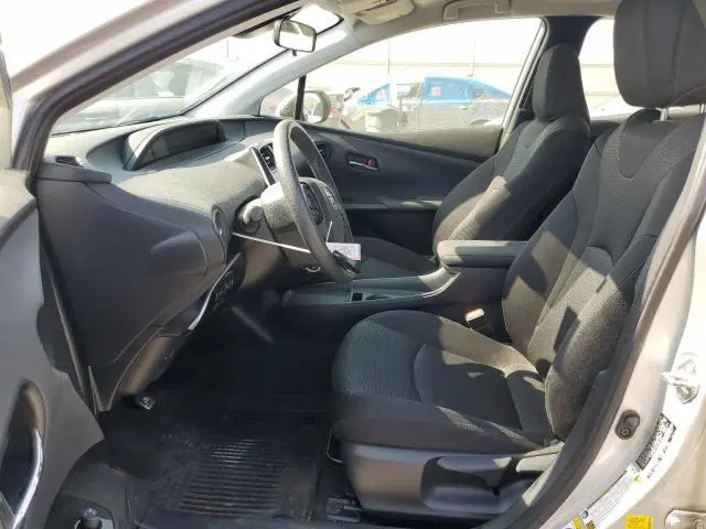 2022 TOYOTA PRIUS LE  
