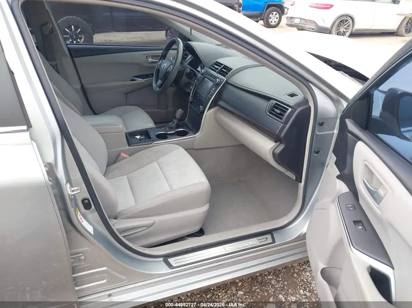 2015 TOYOTA CAMRY LE