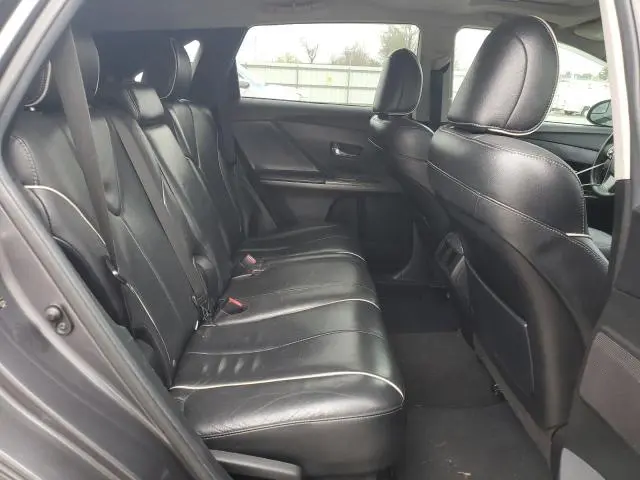 2015 TOYOTA VENZA LE  