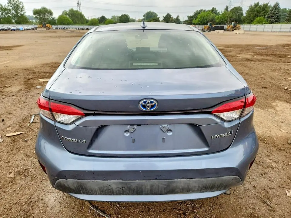 2022 TOYOTA COROLLA LE  