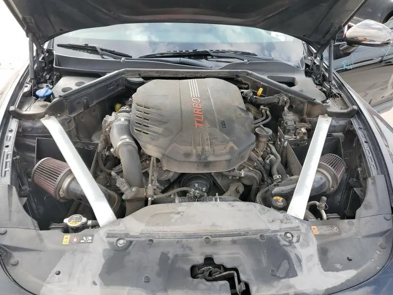 2018 KIA STINGER GT1  