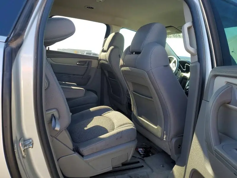 2014 CHEVROLET TRAVERSE LT  