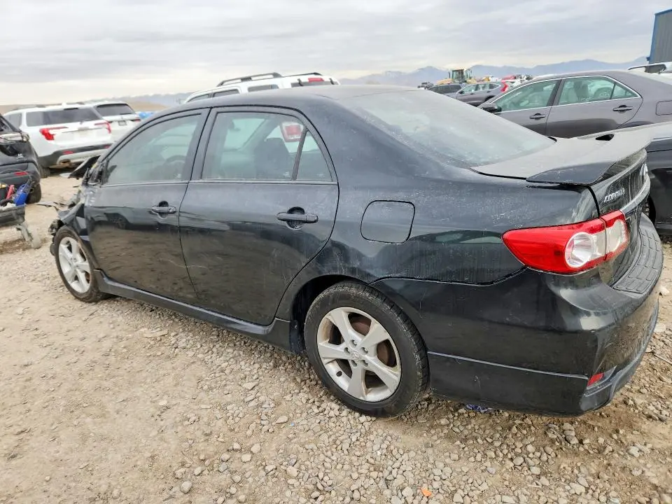 2013 TOYOTA COROLLA S  