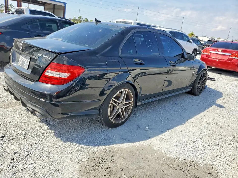 2013 MERCEDES-BENZ C 63 AMG  