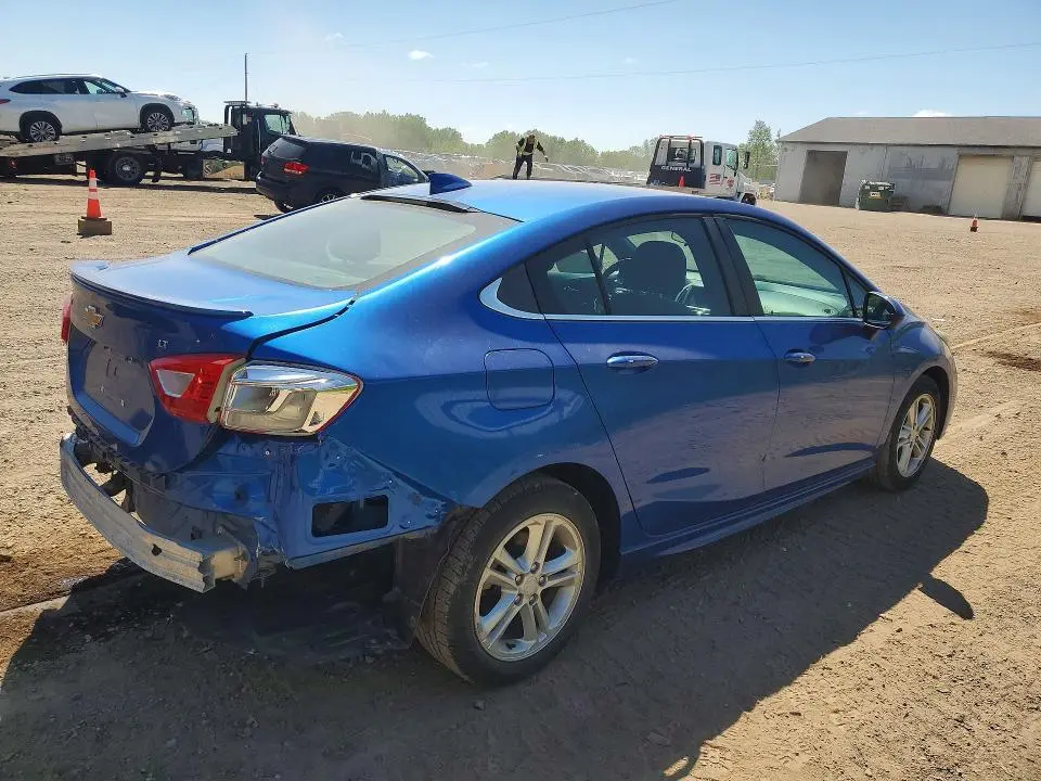 2016 CHEVROLET CRUZE LT  