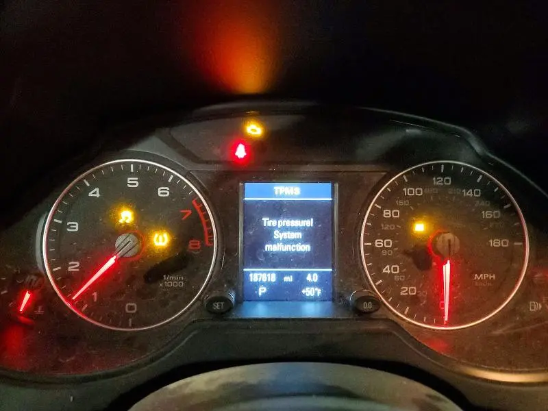 2011 AUDI Q5 PREMIUM PLUS  