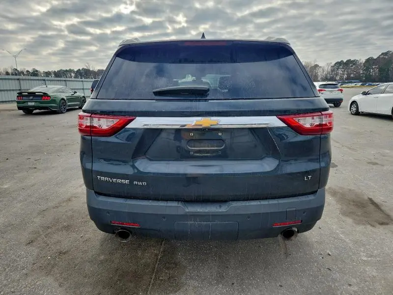 2018 CHEVROLET TRAVERSE LT  