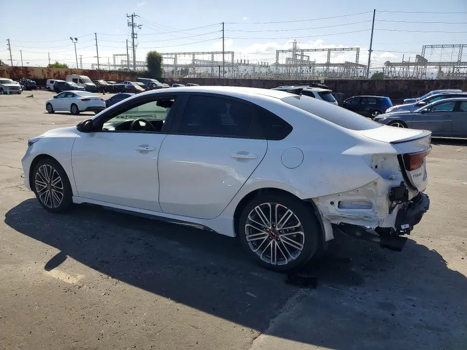 2023 KIA FORTE GT  