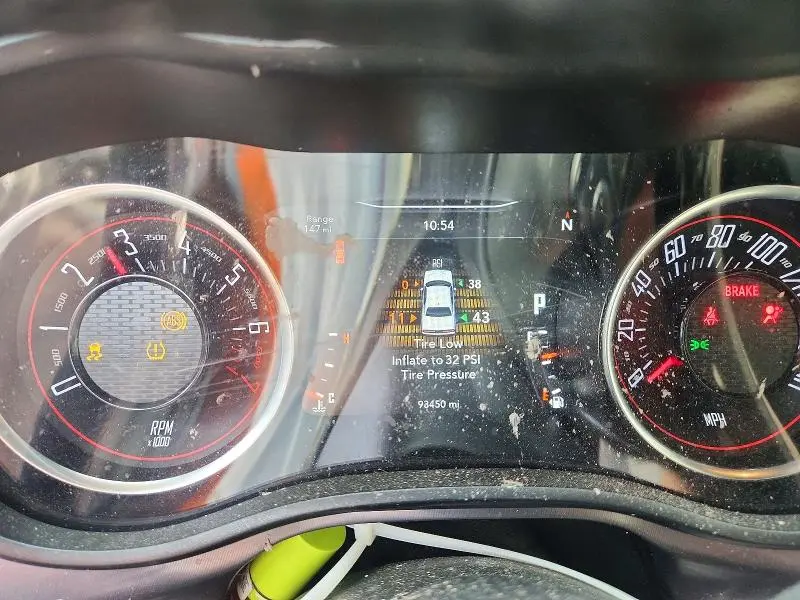 2021 DODGE CHALLENGER SXT  