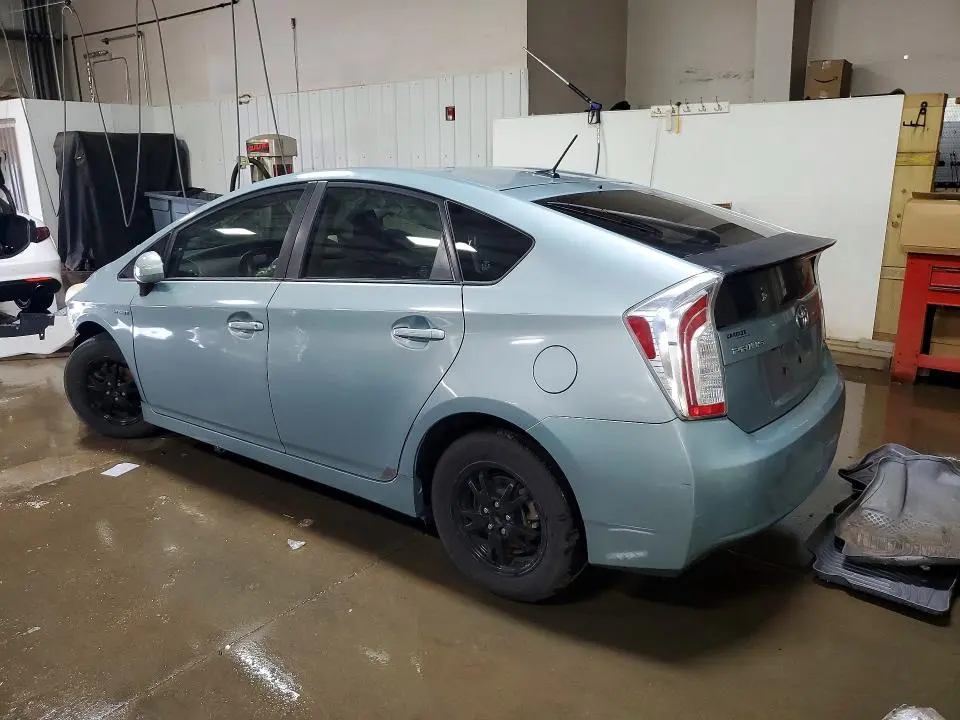 2013 TOYOTA PRIUS THREE  