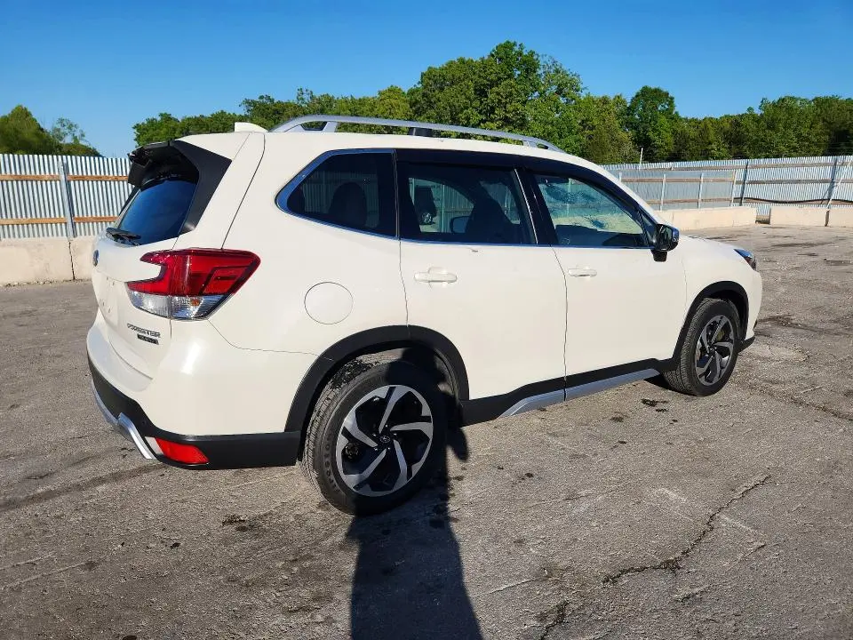 2023 SUBARU FORESTER TOURING  