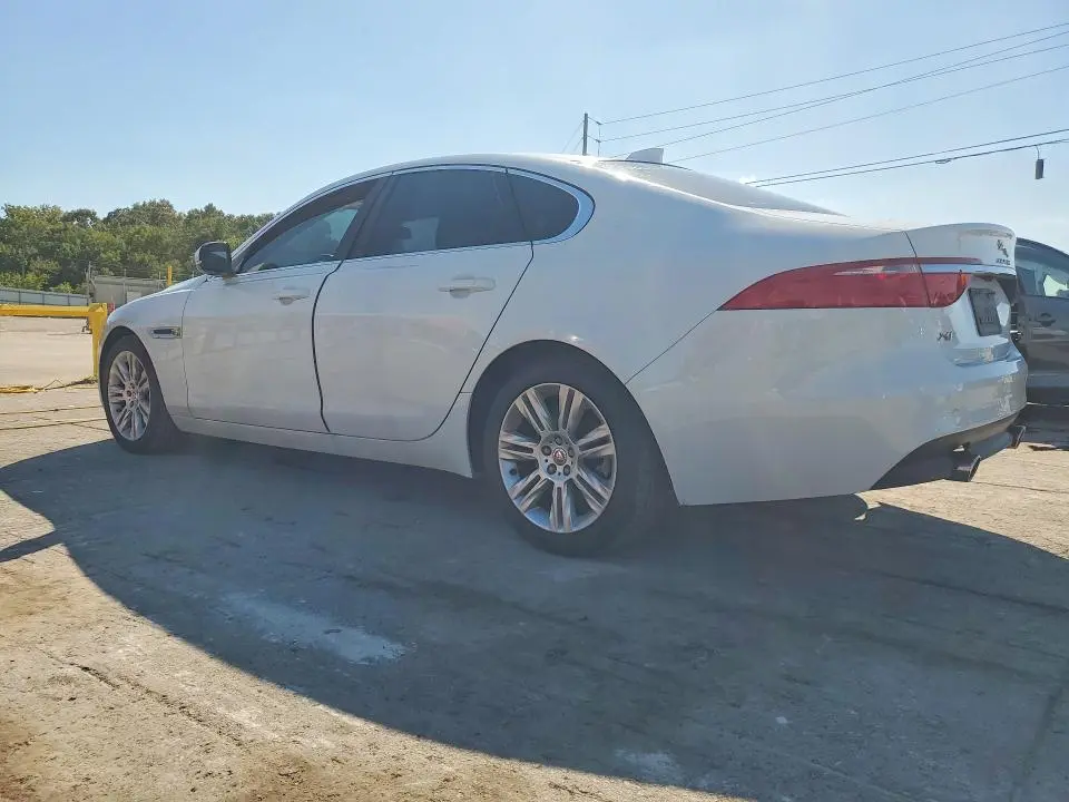 2017 JAGUAR XF PREMIUM  